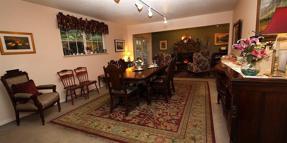 גרנוויל Fern Grove Cottages מראה חיצוני תמונה
