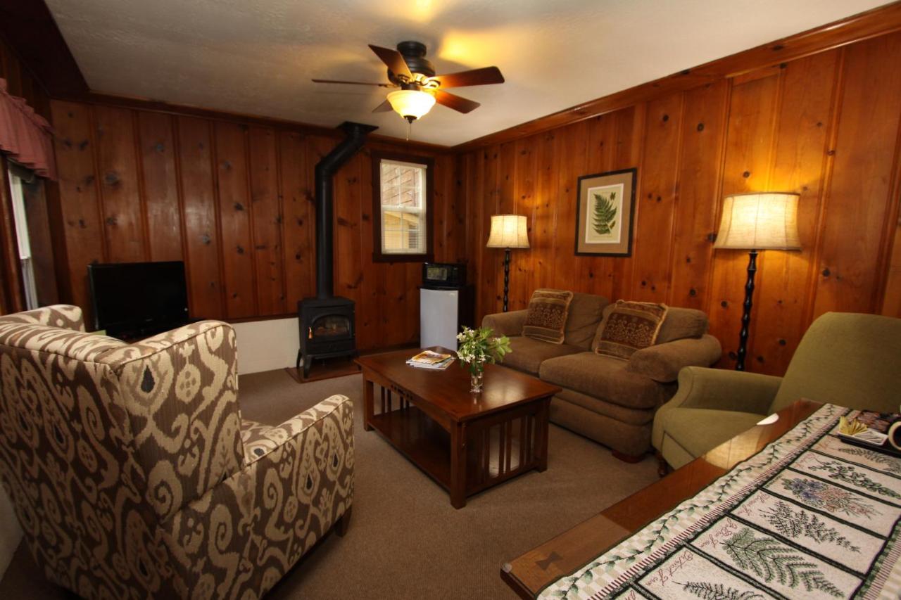 גרנוויל Fern Grove Cottages מראה חיצוני תמונה